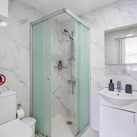 Appartement Tangerine Modern 1-br In Larnaca