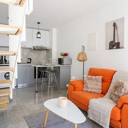 Tangerine Modern 1-br In Apartamento Larnaca