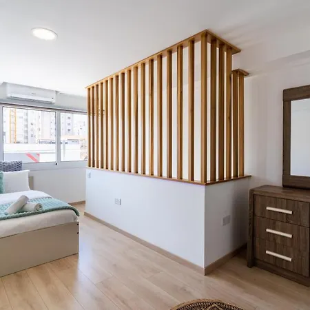 Apartment Tangerine Modern 1-br In