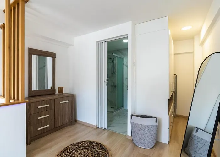 Tangerine Modern 1-br In ラルナカ