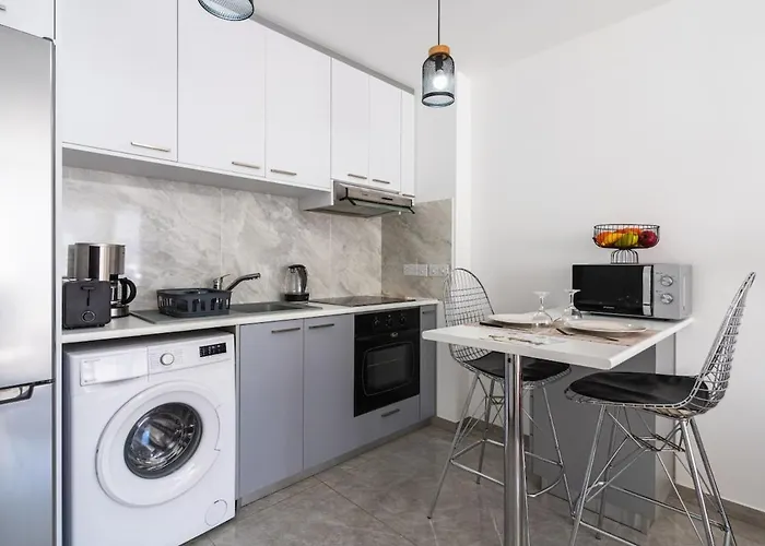 アパート Tangerine Modern 1-br In